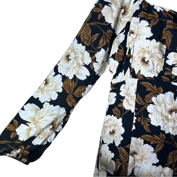 Old Navy Black & White Floral Waist-Defined Square-Neck Maxi Dress size XXL - Picture 6 of 11